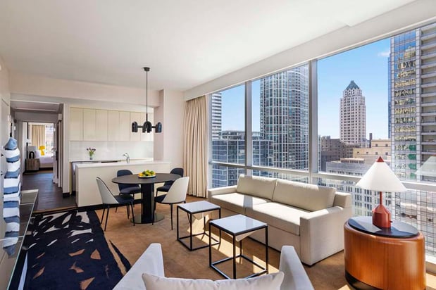 Images theWit Chicago, a Hilton Hotel