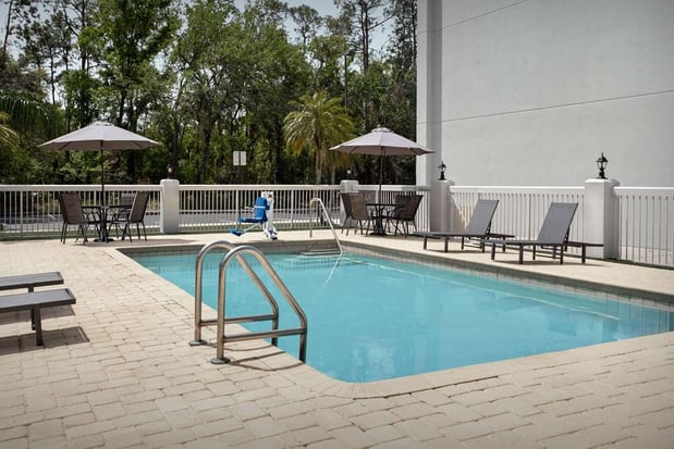 Images Spark by Hilton Tampa Brandon