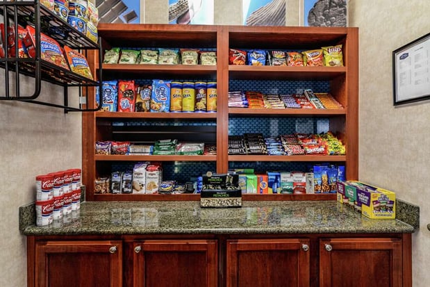 Images Hampton Inn & Suites Detroit/Chesterfield Township