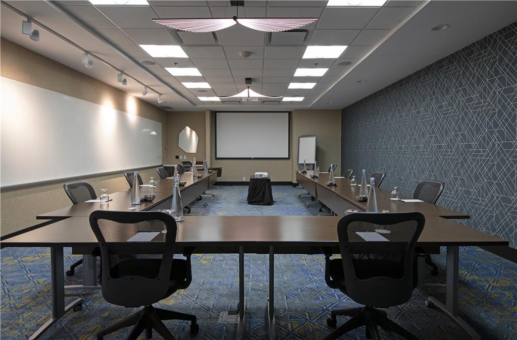 Images DoubleTree by Hilton Hotel West Edmonton
