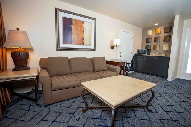 Images Scottsdale Plaza Resort