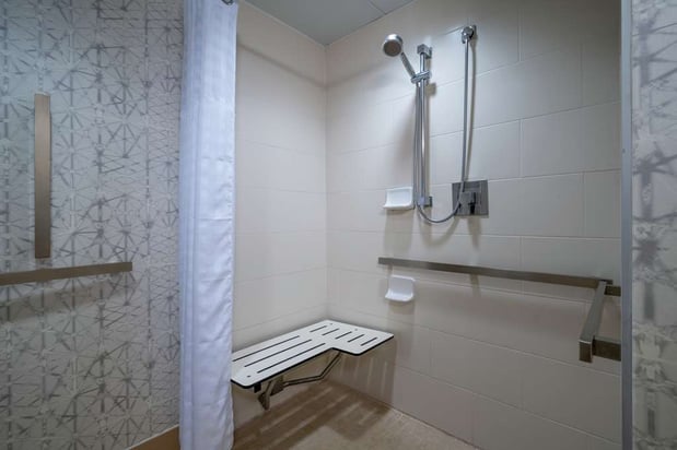 Images Embassy Suites by Hilton Alexandria Old Town