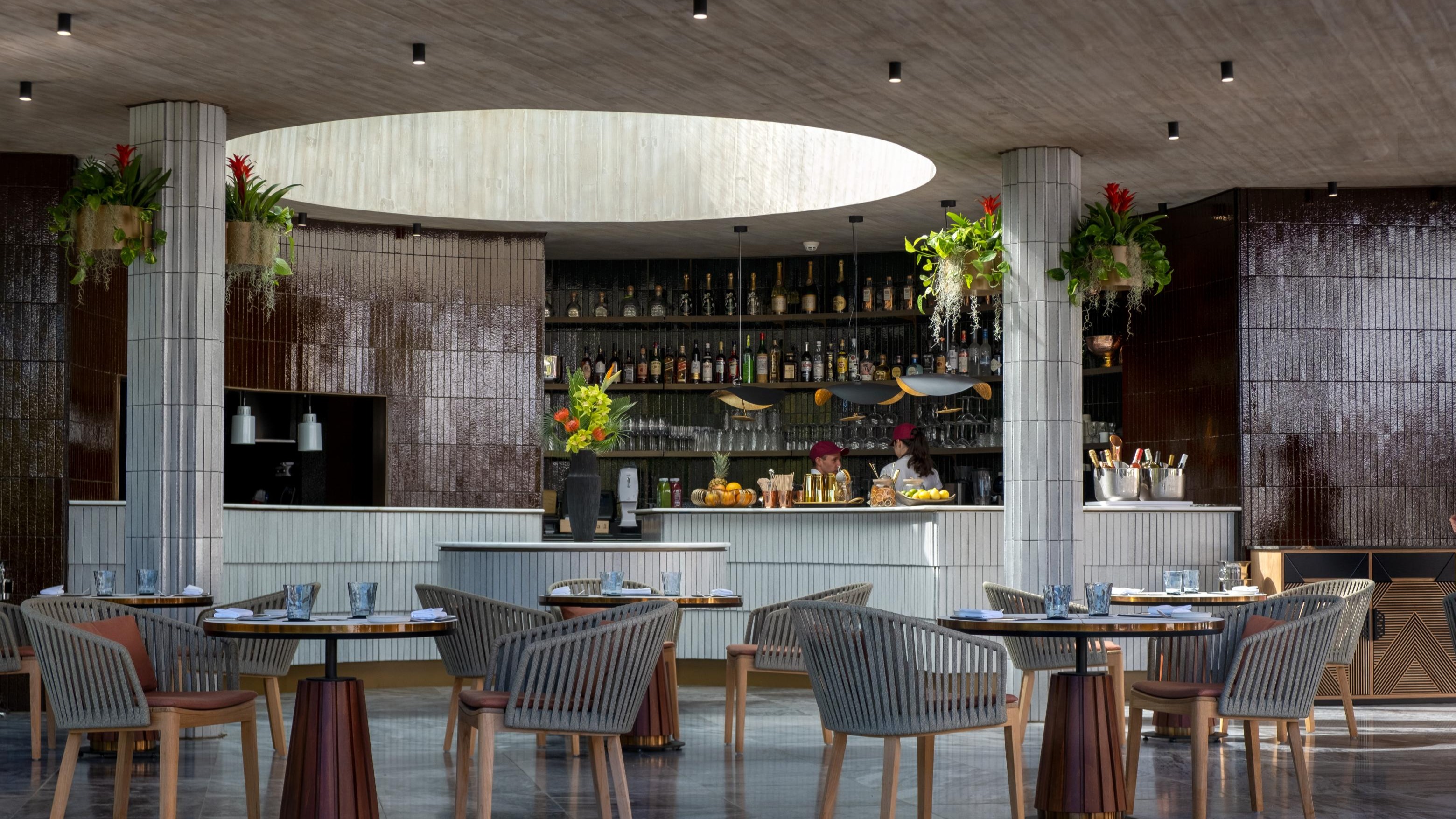 Ritz Pool Bar