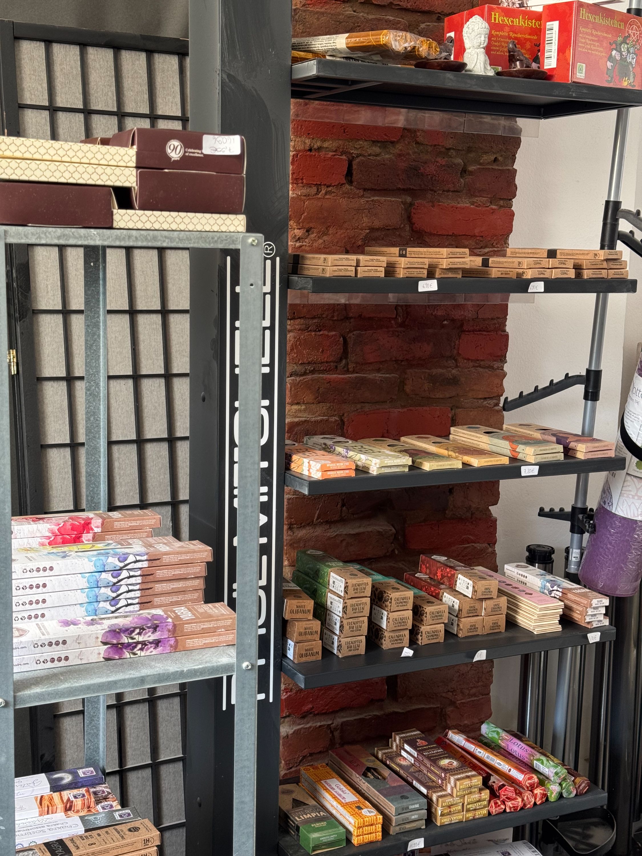 Manoja Esoterik, Wikingerstraße 41 in Offenbach Am Main