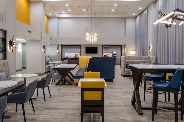 Images Hampton Inn & Suites Agoura Hills