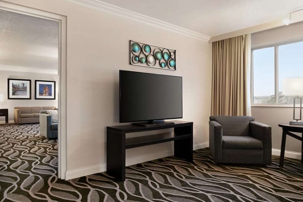 Images Embassy Suites by Hilton Cincinnati RiverCenter