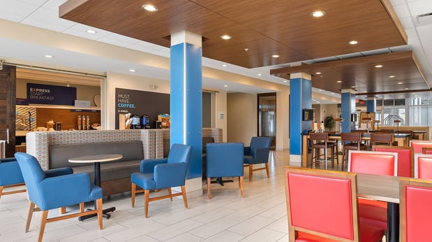 Images Holiday Inn Express & Suites Macon North by IHG