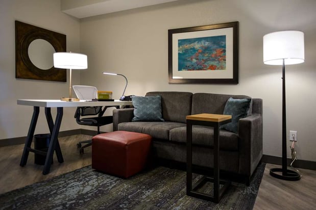 Images Hilton Garden Inn Louisville Mall of St. Matthews
