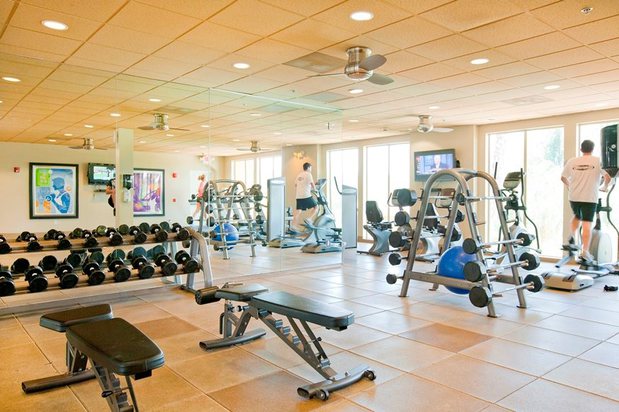 Images Plaza at Sherman Oaks