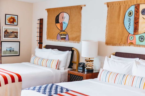 Images Graduate by Hilton Tempe
