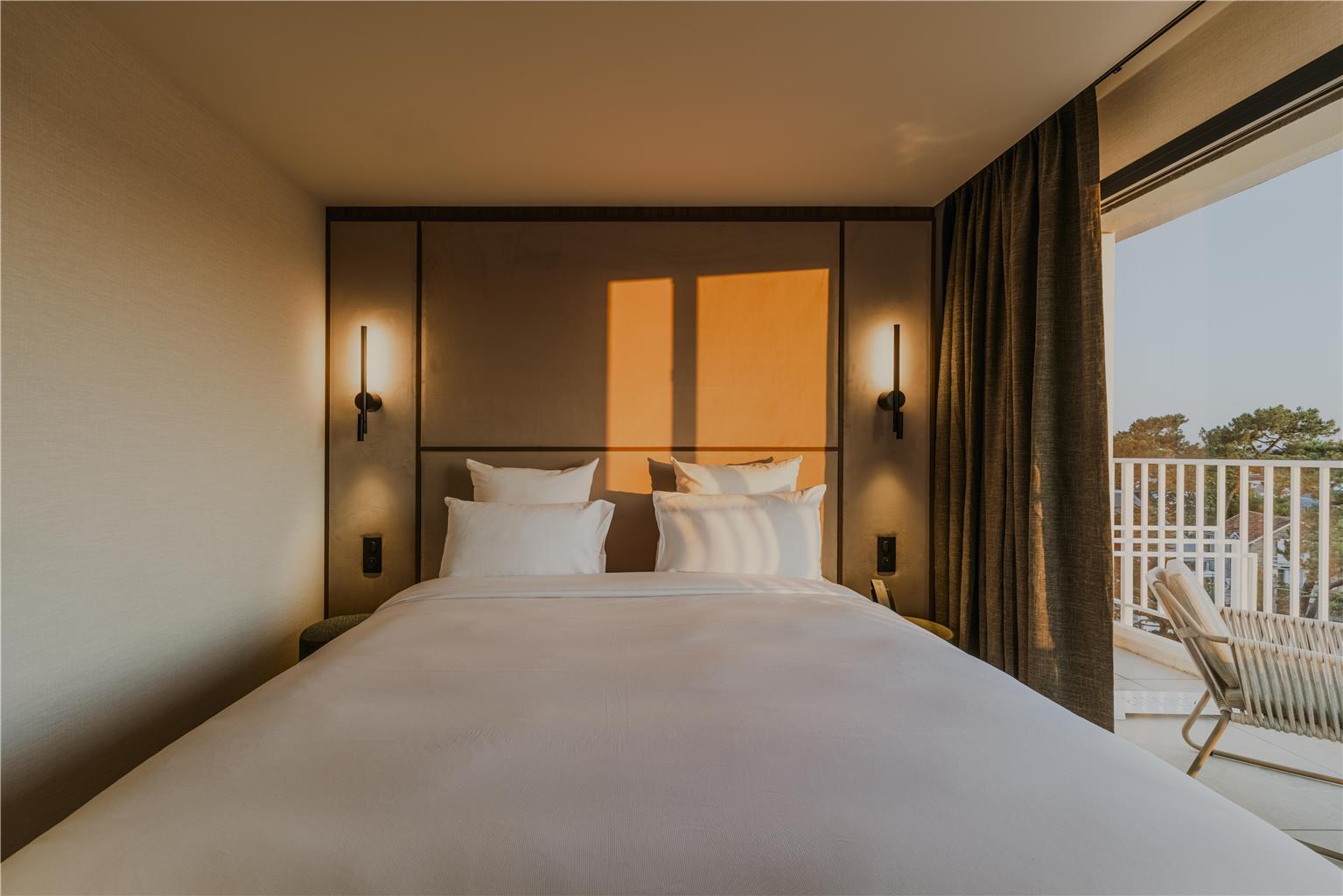 Superior Room - Pine Grove View