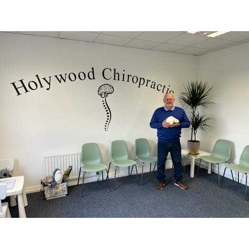 Holywood Chiropractic Logo