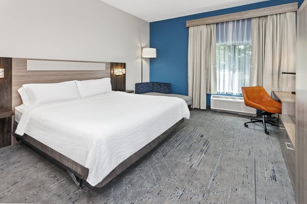 Images Holiday Inn Express & Suites Chicago West-O'Hare Arpt Area by IHG