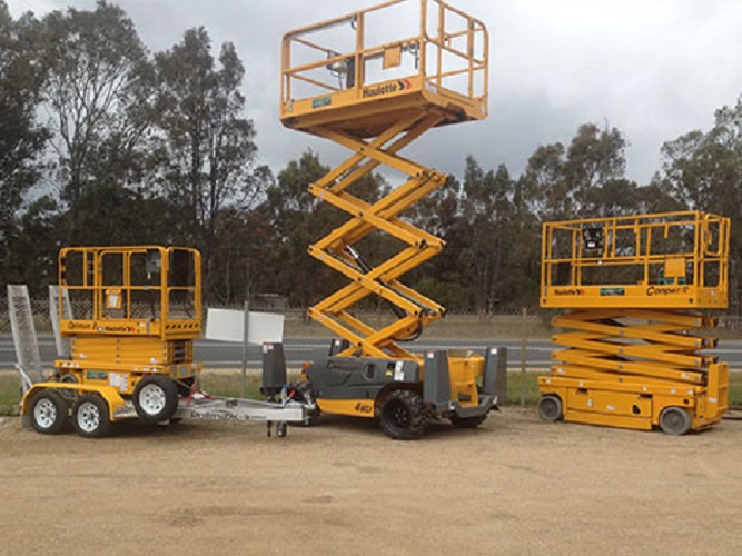 Images Assist 'A' Lift Forklifts