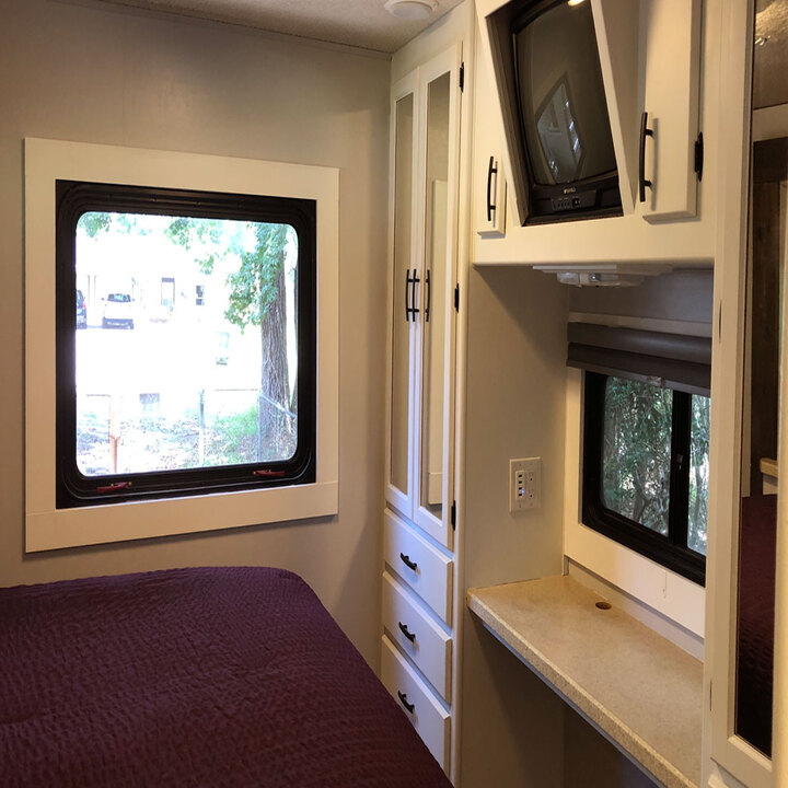 Images Associated RV Services