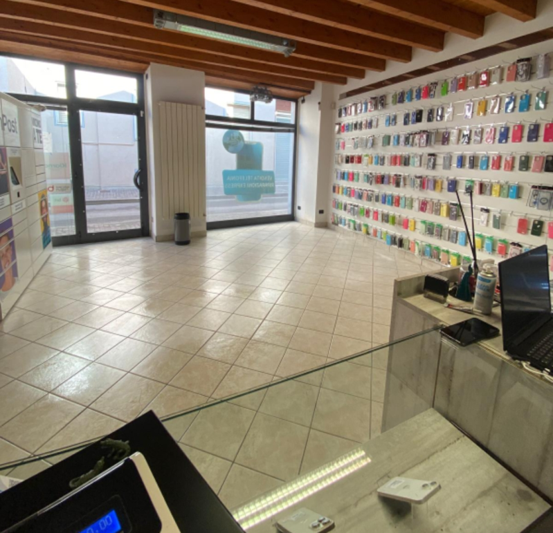 Images Electronicshop - Riparazione Express Smartphone e Tablet