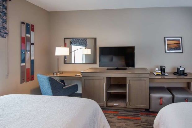 Images Hampton Inn & Suites at Wisconsin Dells Lake Delton