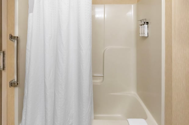 Images Holiday Inn Express Ludlow - Chicopee Area by IHG