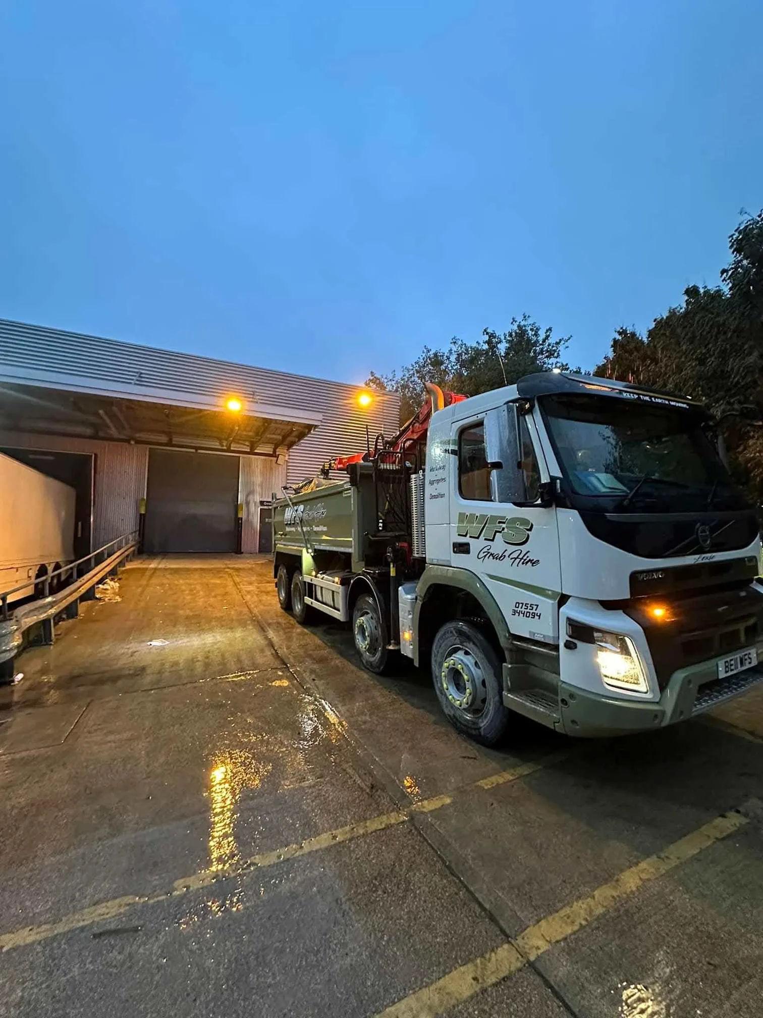 Images WFS Grab Hire