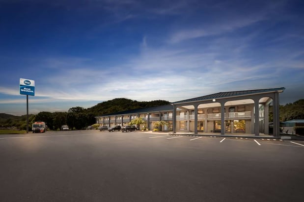 Images Best Western Wilderness Trail Inn