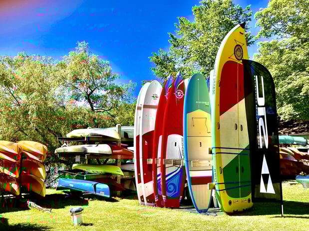 Images Redwood Inn & Suites