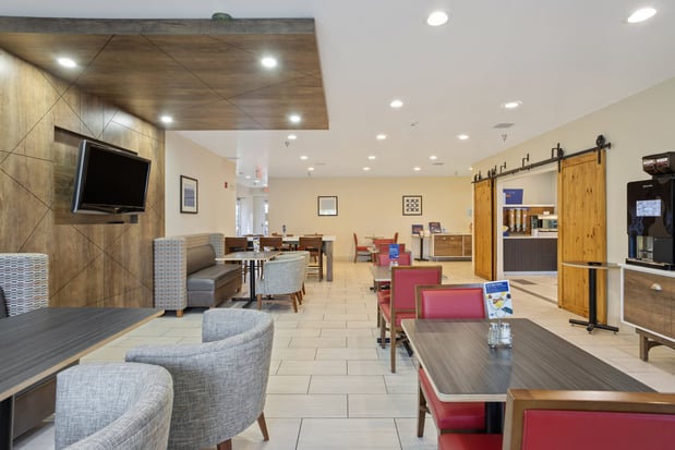 Images Holiday Inn Express & Suites Torrington by IHG