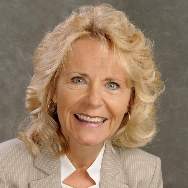 Images Edward Jones - Financial Advisor: Denise A Crawford, AAMS®