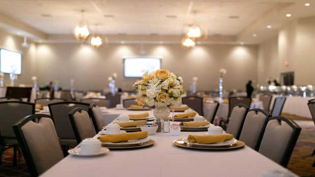 Images Holiday Inn Mishawaka - Conference Center by IHG