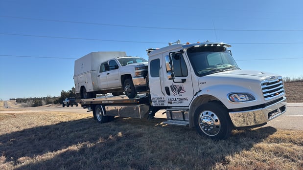 Images Eagle Towing & Recovery