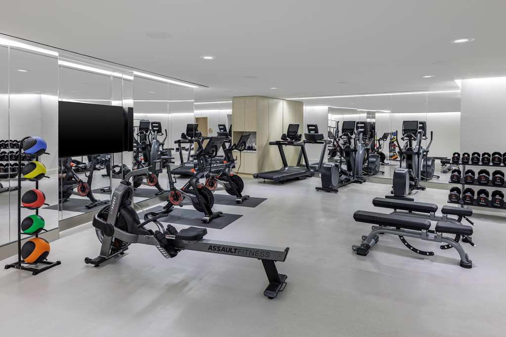 The Morrow Washington DC, Curio Collection by Hilton