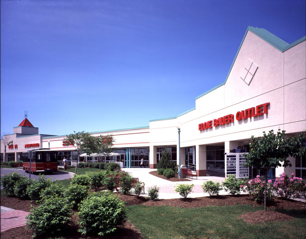 Waterloo Premium Outlets Coupons near me in Waterloo, NY 13165 | 8coupons