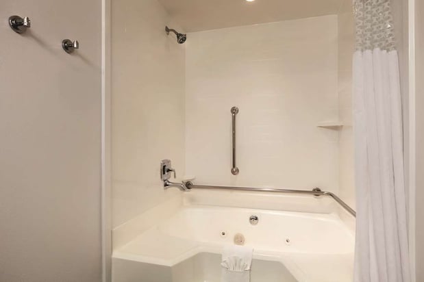 Images Hampton Inn Richmond-North/Ashland