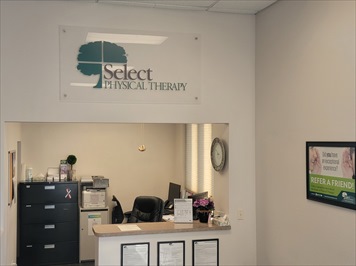Images Select Physical Therapy - Hiawatha