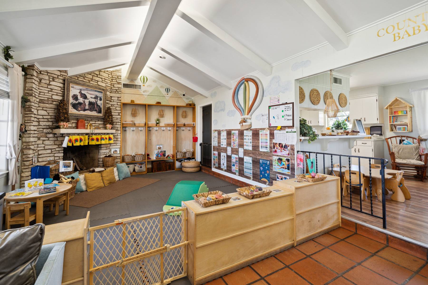 Little Oaks Discovery School