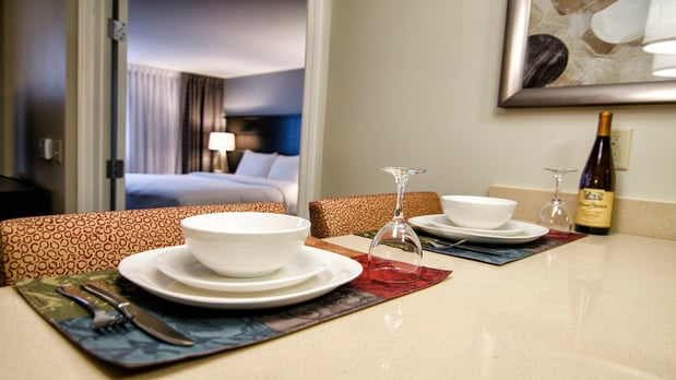 Images Staybridge Suites Marquette by IHG