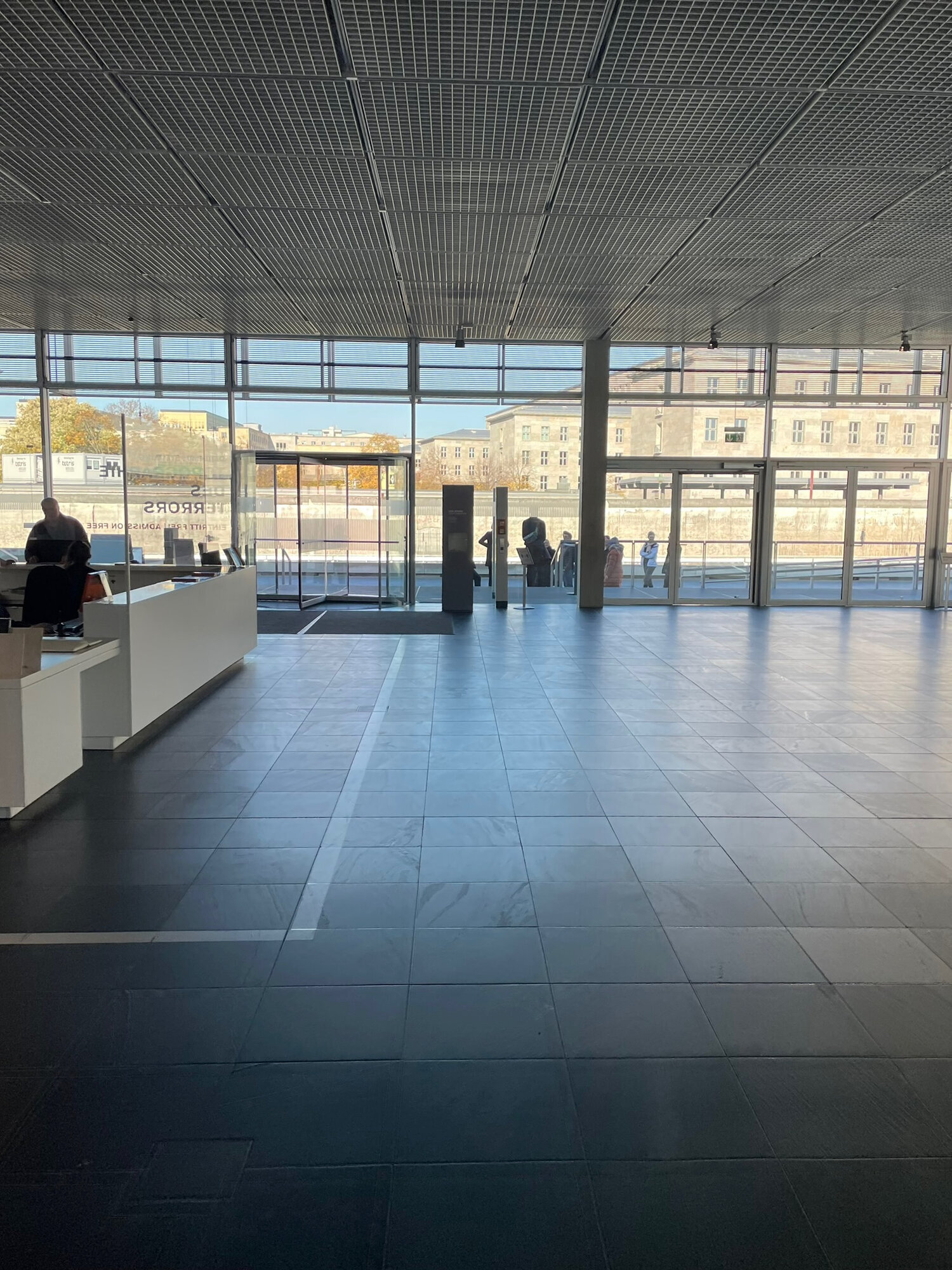 HSE Health & Safety Experts GmbH in Berlin