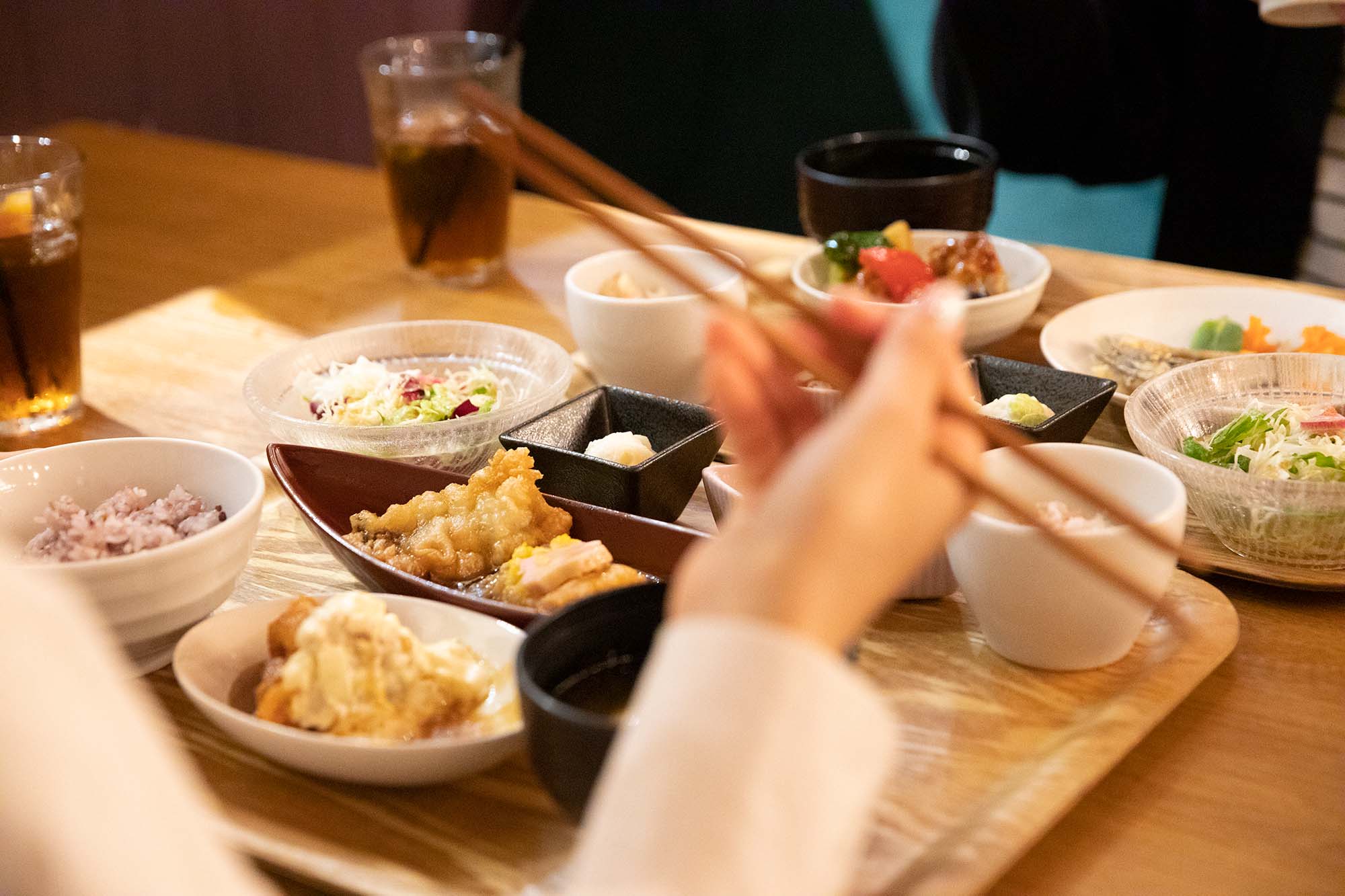 Images 梅田 阪急三番街 リバーカフェ