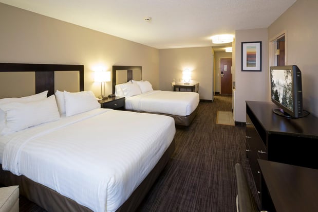 Images Holiday Inn Express & Suites St. Joseph Lakefront by IHG
