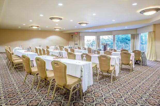 Images Crowne Plaza San Diego - Mission Valley by IHG