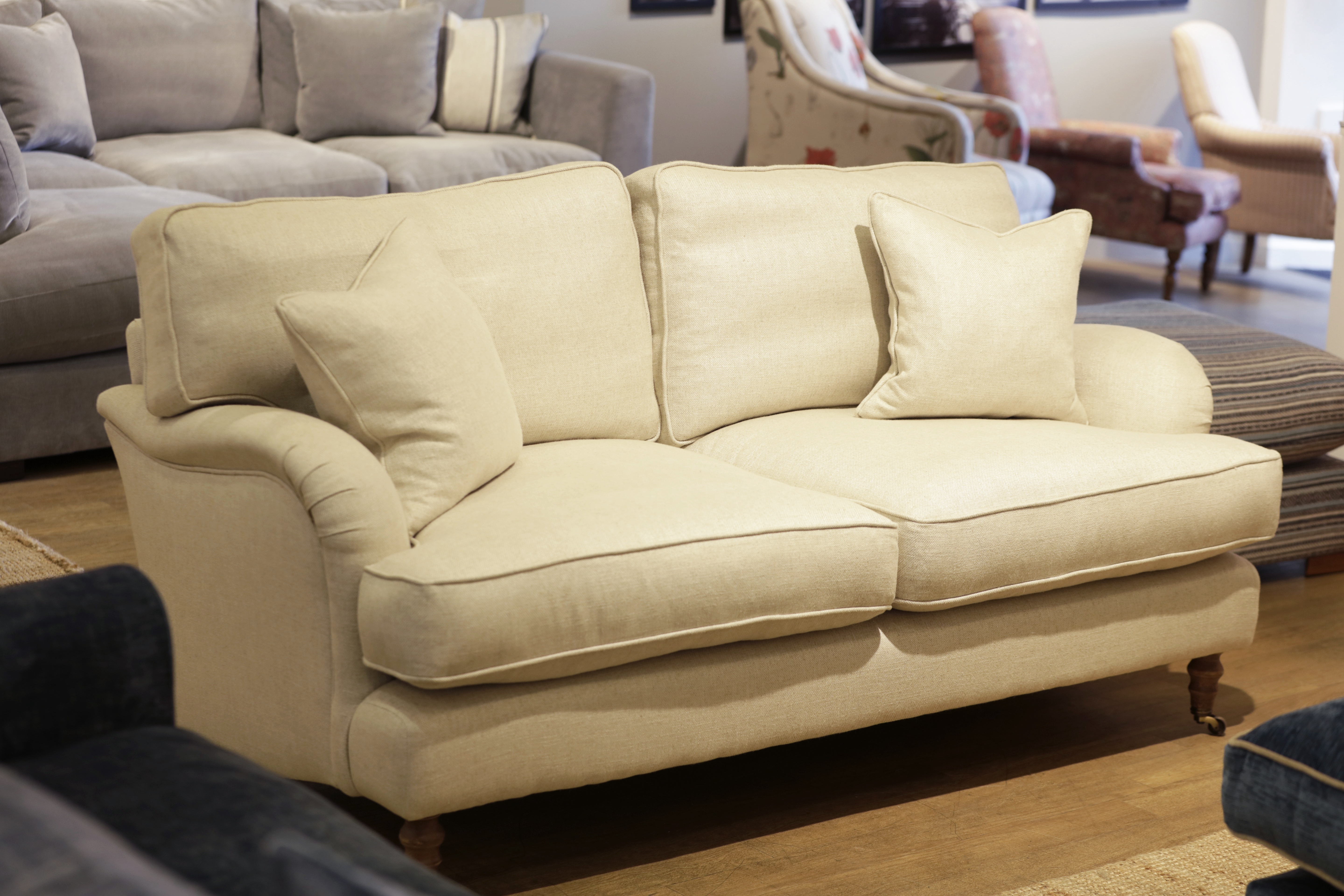 Images Sofas & Stuff - Henley