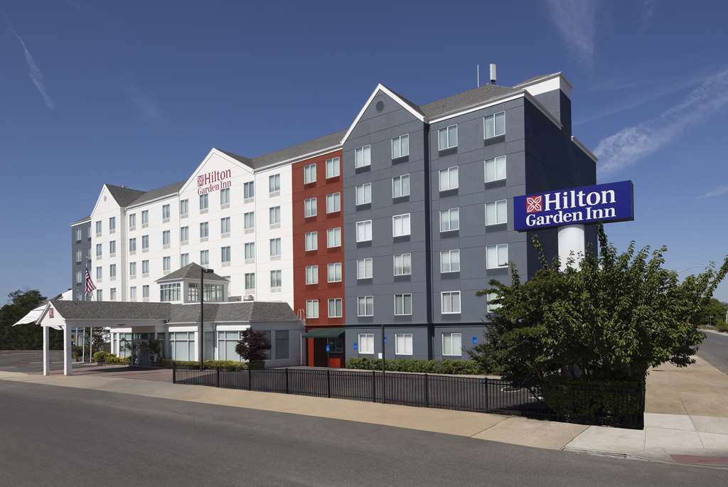 Hilton Garden Inn Queens/JFK Airport