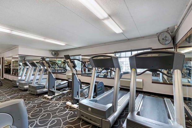 Images Best Western Plus Longbranch Hotel & Convention Center