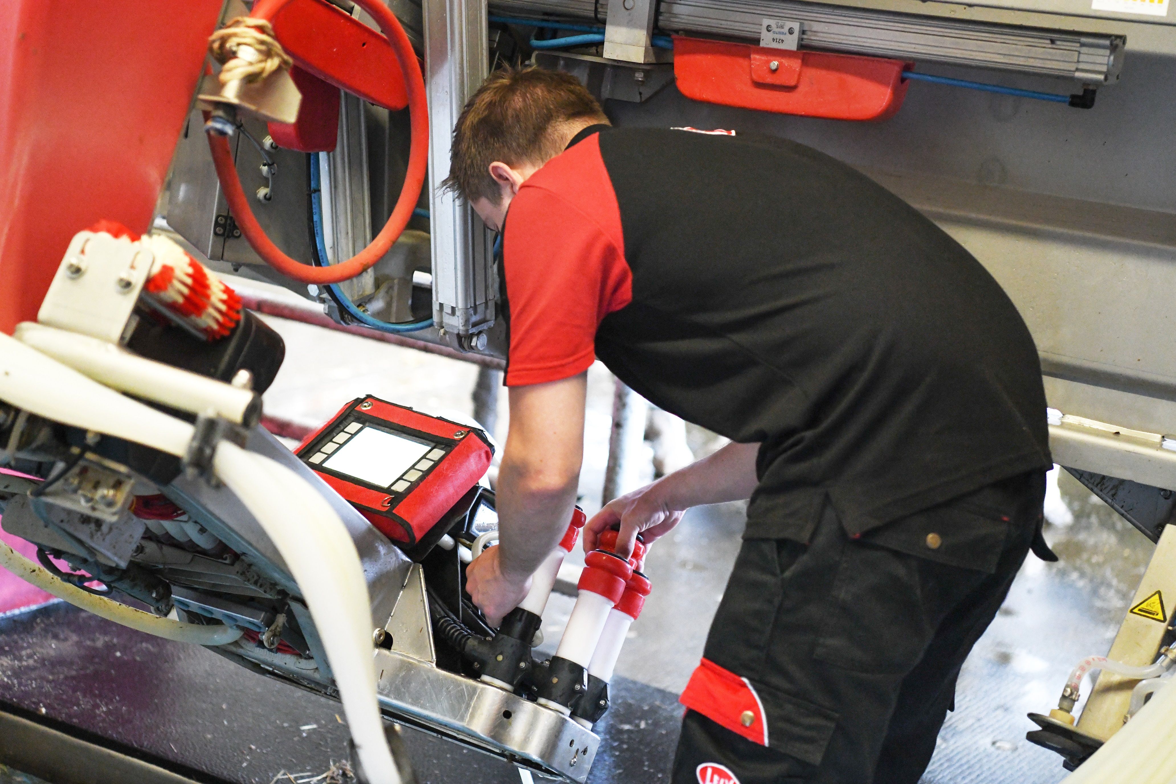 Bilder LELY CENTER Härkingen