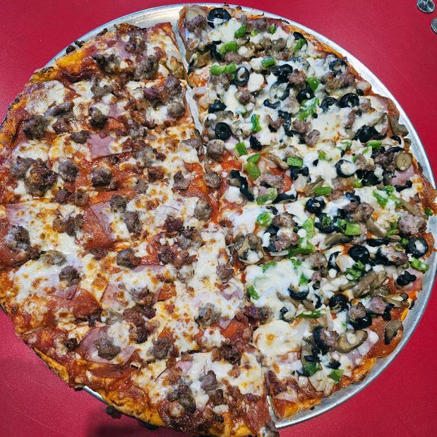 Images Johnny's Pizza House