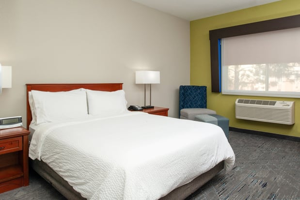 Images Holiday Inn Express & Suites Farmington (Bloomfield) by IHG