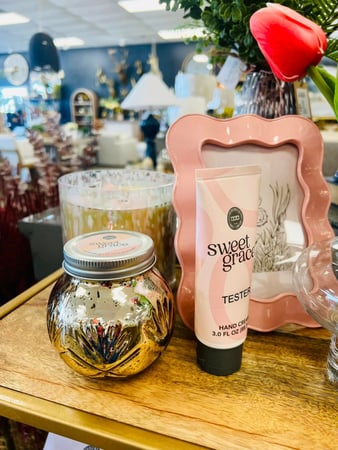 Images Miss Daisy's Home & Decor Co.