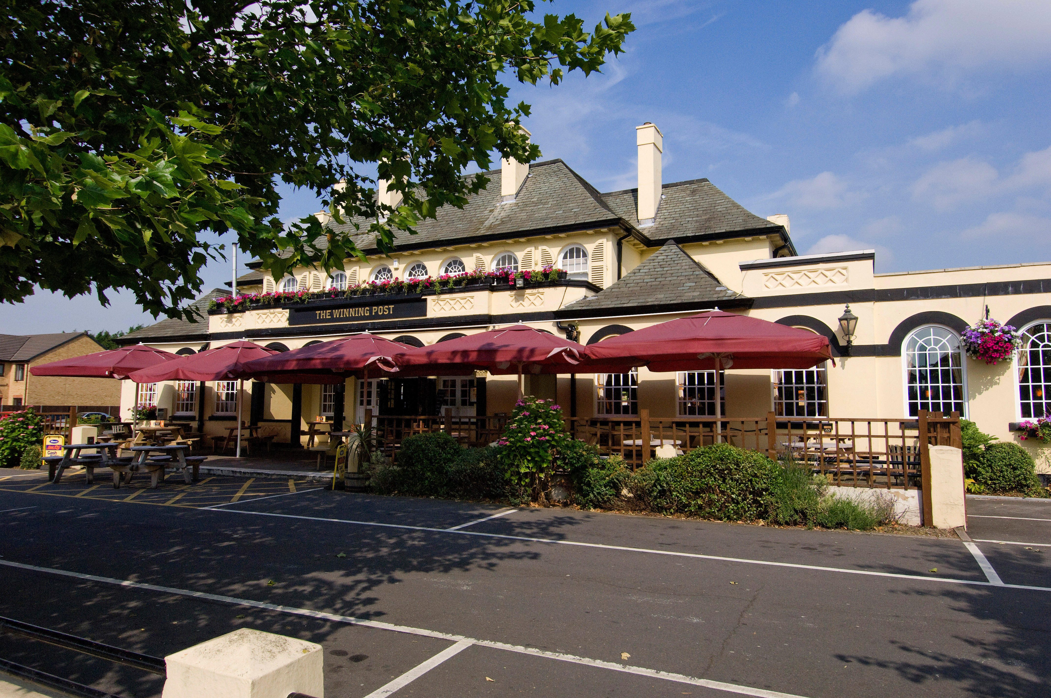 The Winning Post restaurant Premier Inn London Twickenham Stadium hotel Twickenham 03333 219104