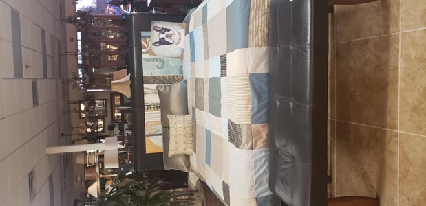Images J and B Furniture Consignments