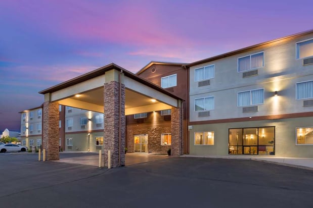 Images Best Western Plus The Four Corners Inn