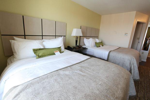 Images Candlewood Suites St. Joseph by IHG